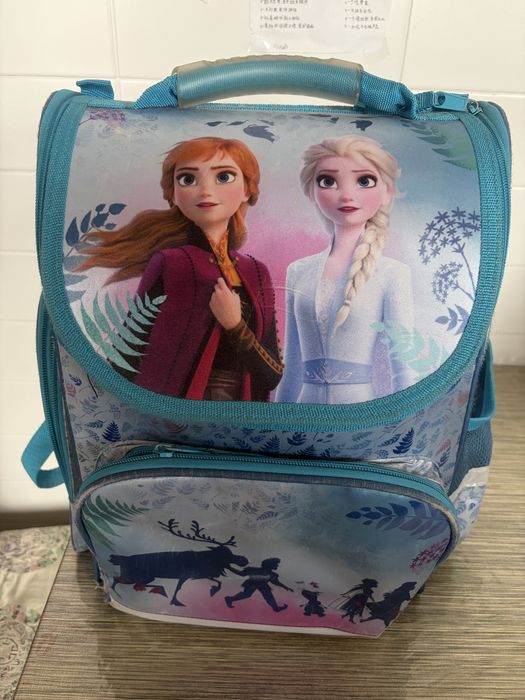 Mochilas infantis com o tema Frozen da Disney
