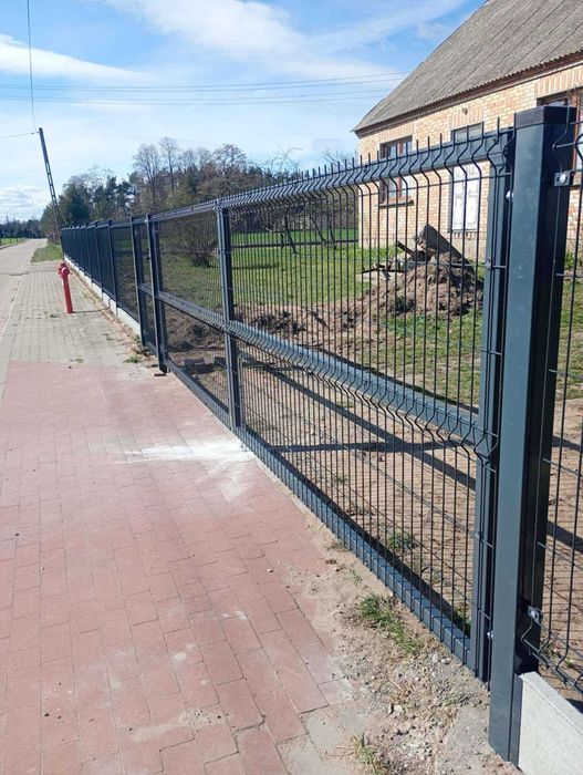 Ogrodzenia panelowe na podmurówce kompleksowo z montażem fi 4 fi 5