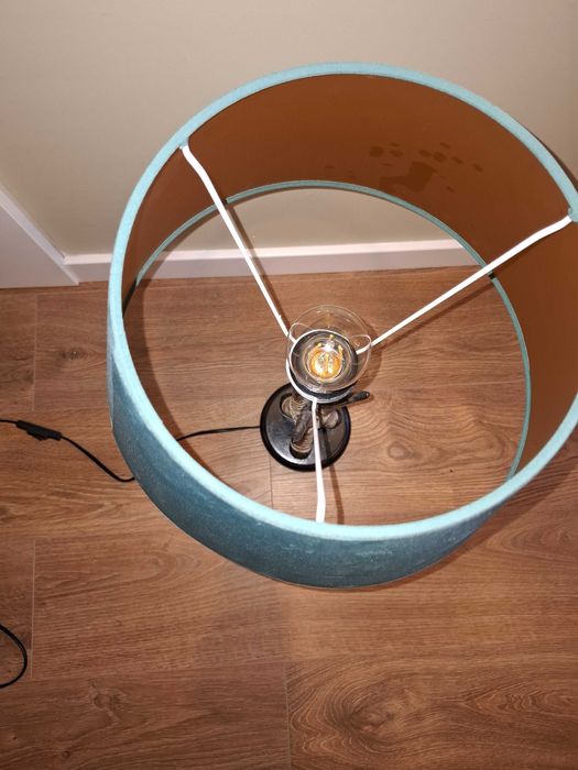 Candeeiro de Mesa Escultórico