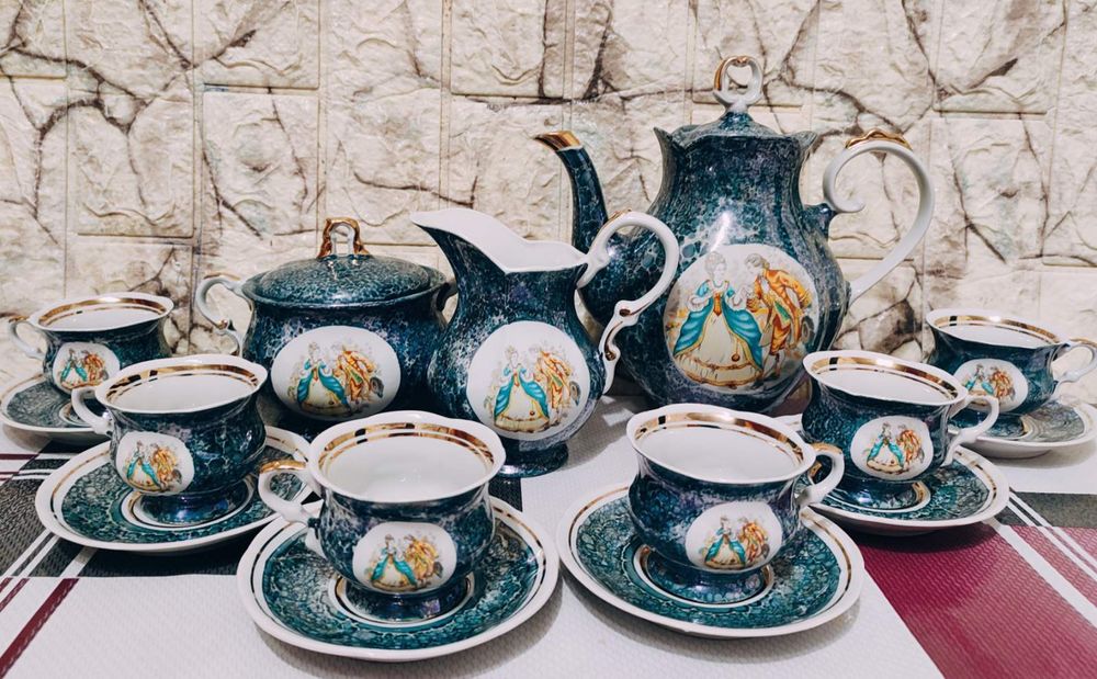 Чайнi сервiзи СССР. Сервiзи/посуд.