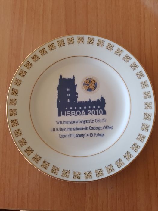 Prato em porcelana Vista Alegre