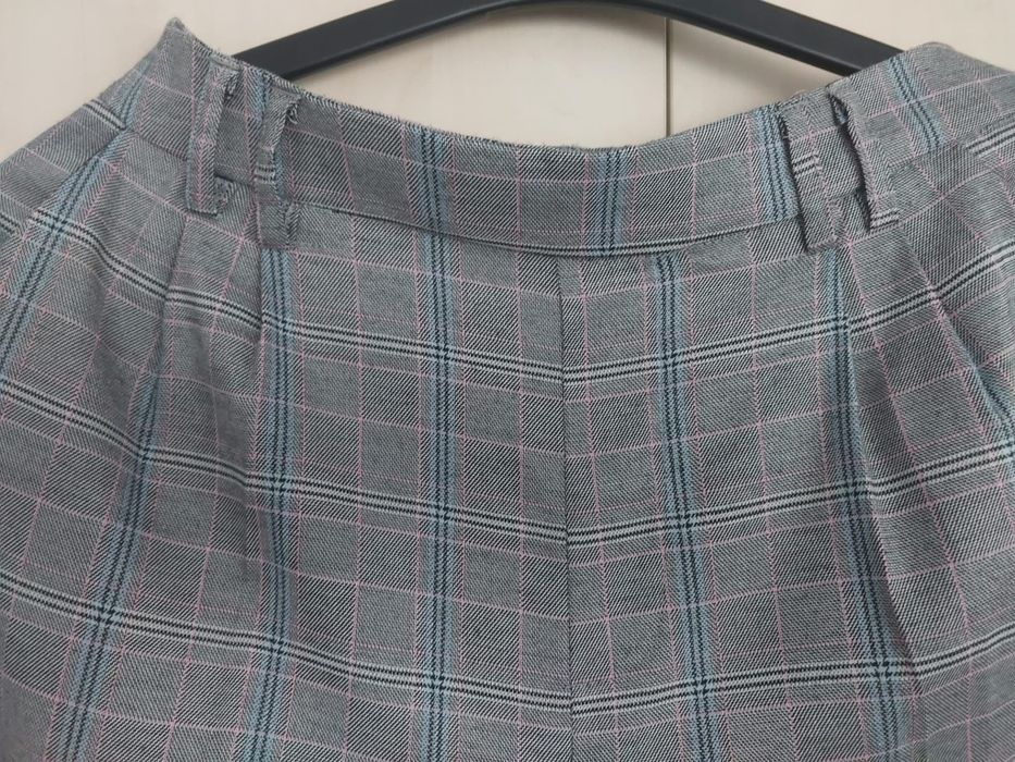 Garnitur damski w kratkę