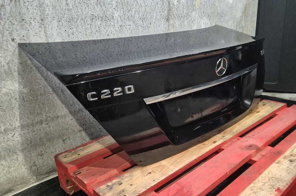 Porta da mala Mercedes C220 W204 (Ano: 2014)