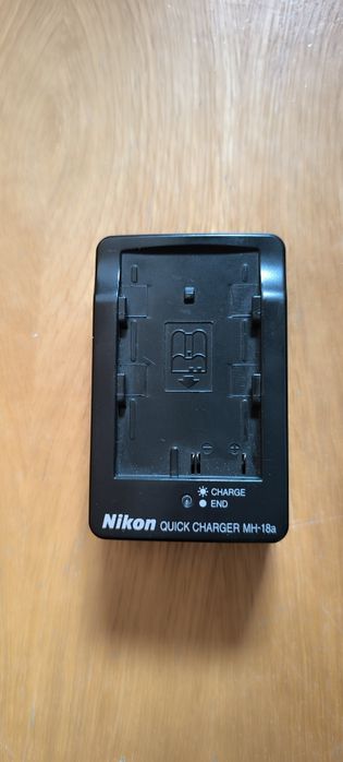 Nikon MH-18a e ENEL3e