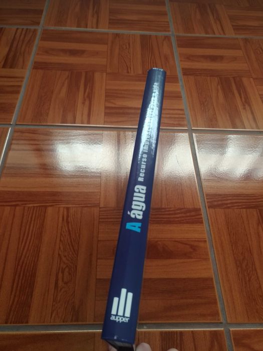 A Água – Recurso imprescindível para a vida – 1 volume – Aupper