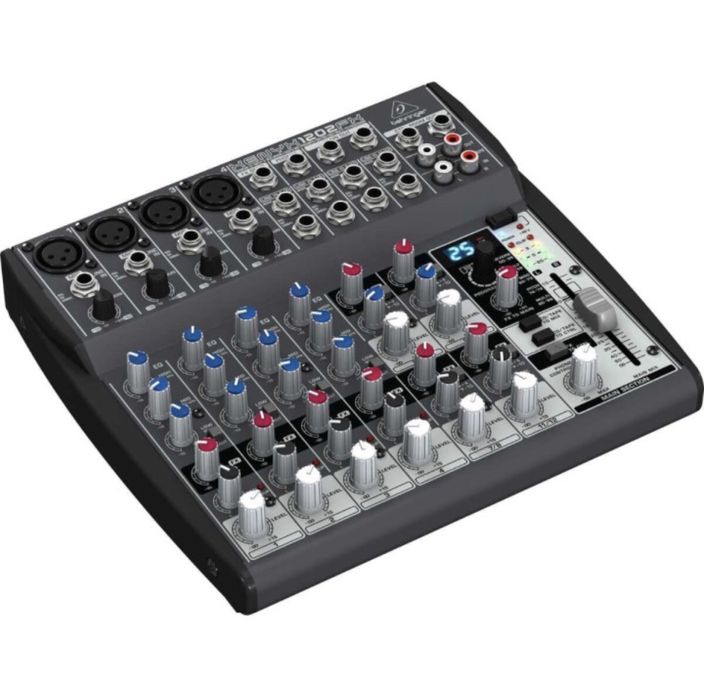 Мікшерний пульт Behringer Xenyx 1202FX