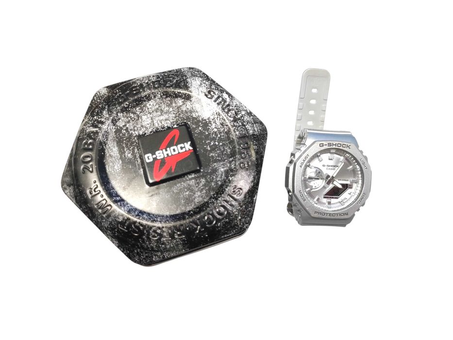 Zegarek CASIO G-SHOCK GA-2100FF-8AER Silver Karbon Puszka