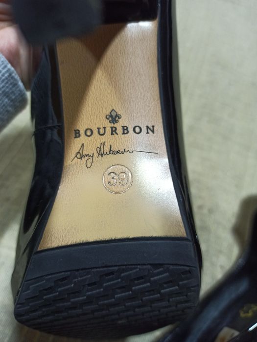 Szpilki Bourbon Amy Huberman