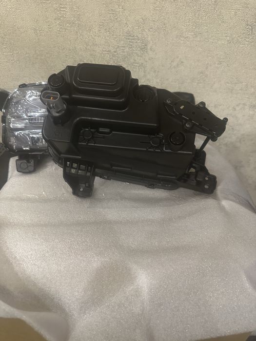 Продам Противотуманные фары Kia Sorento MQ V 2024 2025 2026