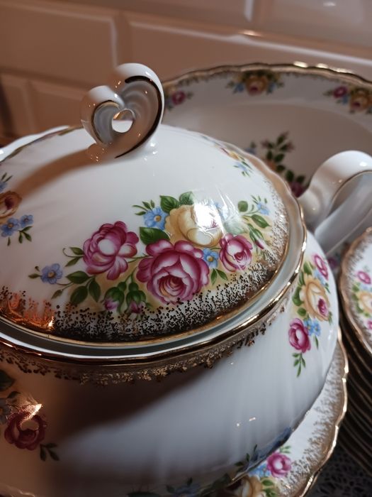 Świetlisty 12 osobowy serwis obiadowy Winterling