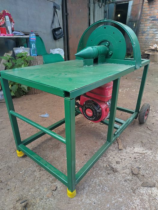 Супер дровокол з бензиновим 7 конячок  або электродвигатель 220\380в