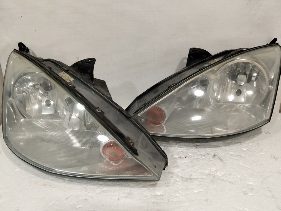Farol Ford focus mk1 otica mk1  2001 original