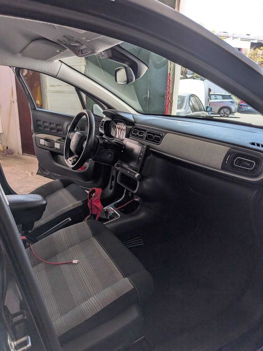 Citroën C3 PureTech – Estilo, Economia e Versatilidade