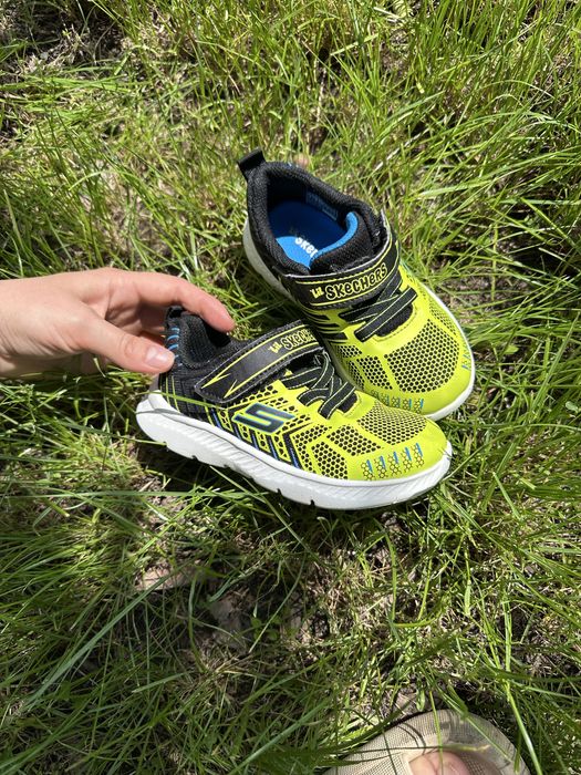 Кросівки 25 р для хлопчика