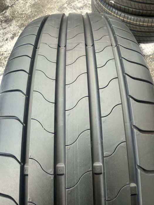 Шини 225/55R18-4шт Bridgestone