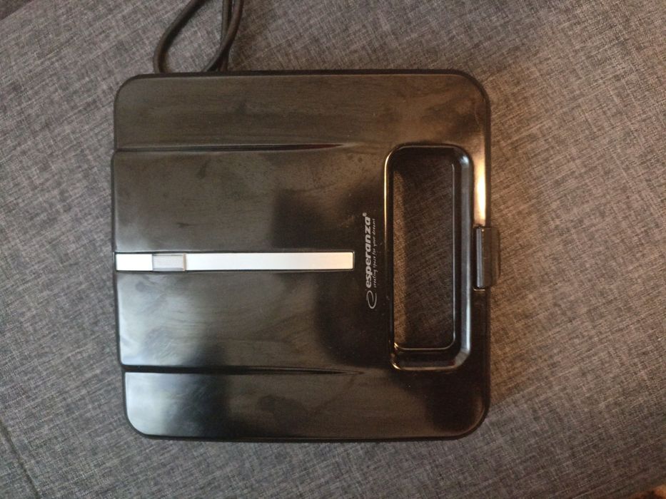 Nowy Toster na trójkątne tosty