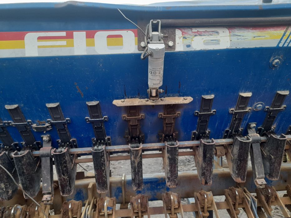 Agregat uprawowo siewny Bierny DALBO  z siewnikiem  fiona