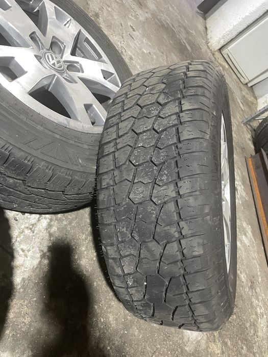 Jantes 17 originais c/ pneus VW AMAROK