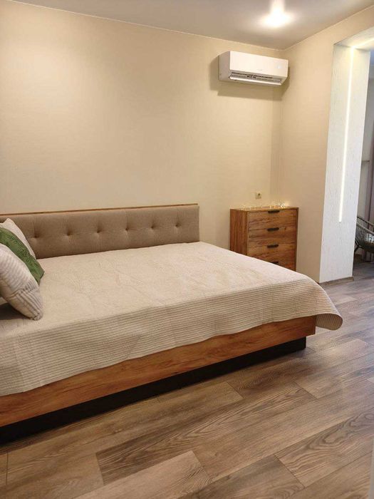 З ремонтом у самому центрі в новому будинку