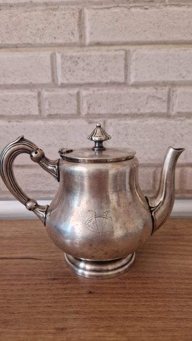 Антикварный чайник посеребрение