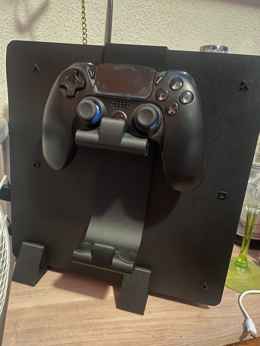 PS4 Slim c/ 2 comandos