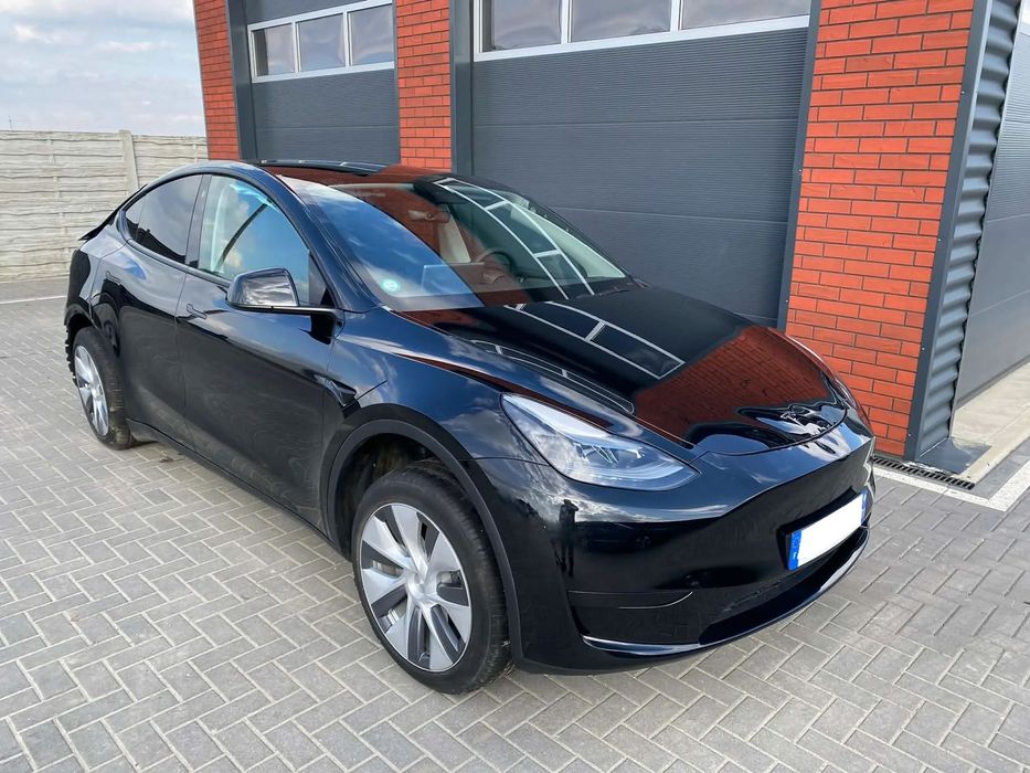 Tesla Y 2024 Rok _ Tylko 45.000km _ 320KM _ EUROPA _ Tesla Y RWD