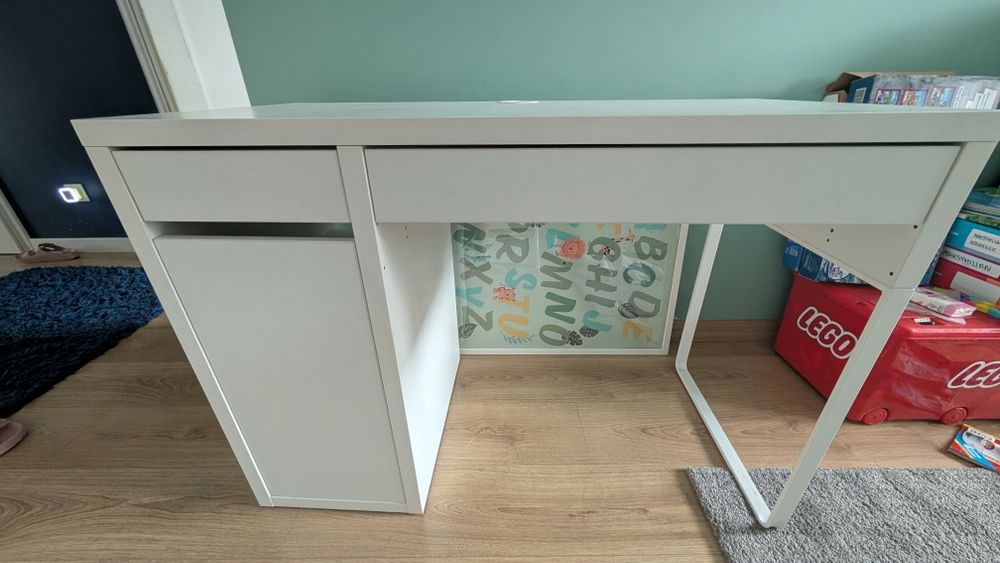 Biurko dla dziecka szkolne Ikea Micke 105cm