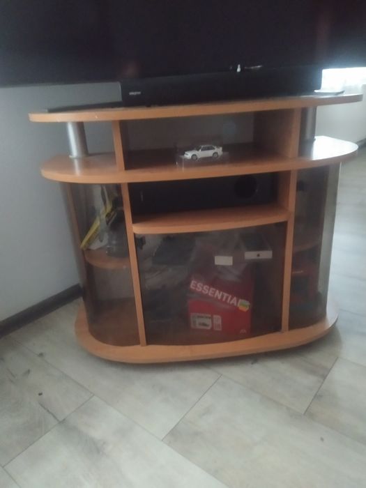 Stolik pod telewizor