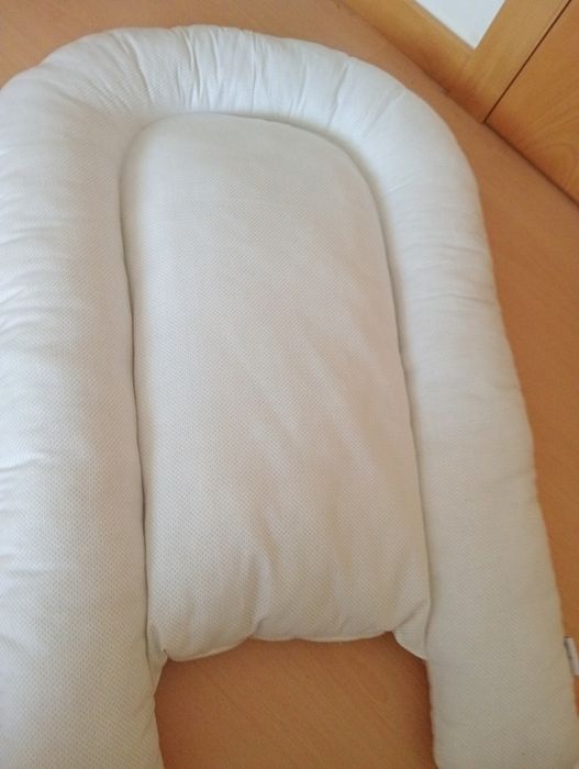 Ninho para bebe feito a mão