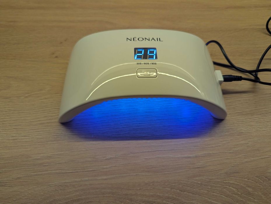 Lampa LED do manicure hybrydowego Neonail 12W/36