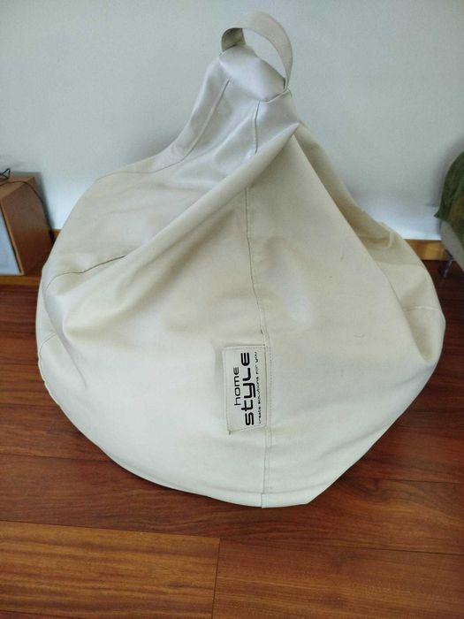 PUFF Branco  |  Tamanho (Diâmetro: 70 cms)