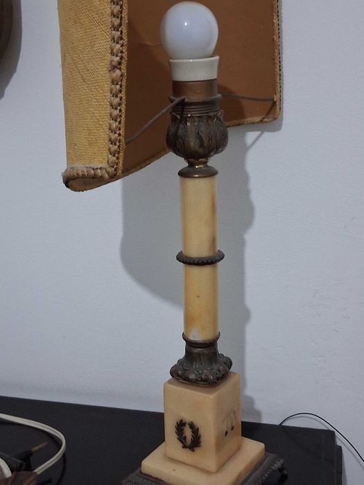 Velharia antiga de material africano