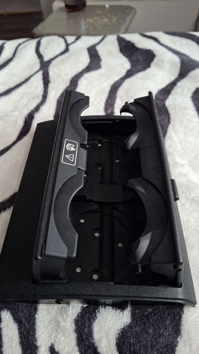 Freelander 1 Cup Holder.