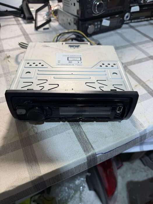 Магнітола в стані хорошому KENWOOD