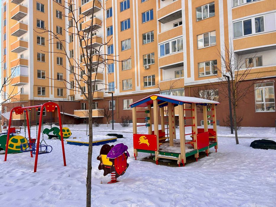 Трикімнатна квартира на першому поверсі, інд.опалення, право власності