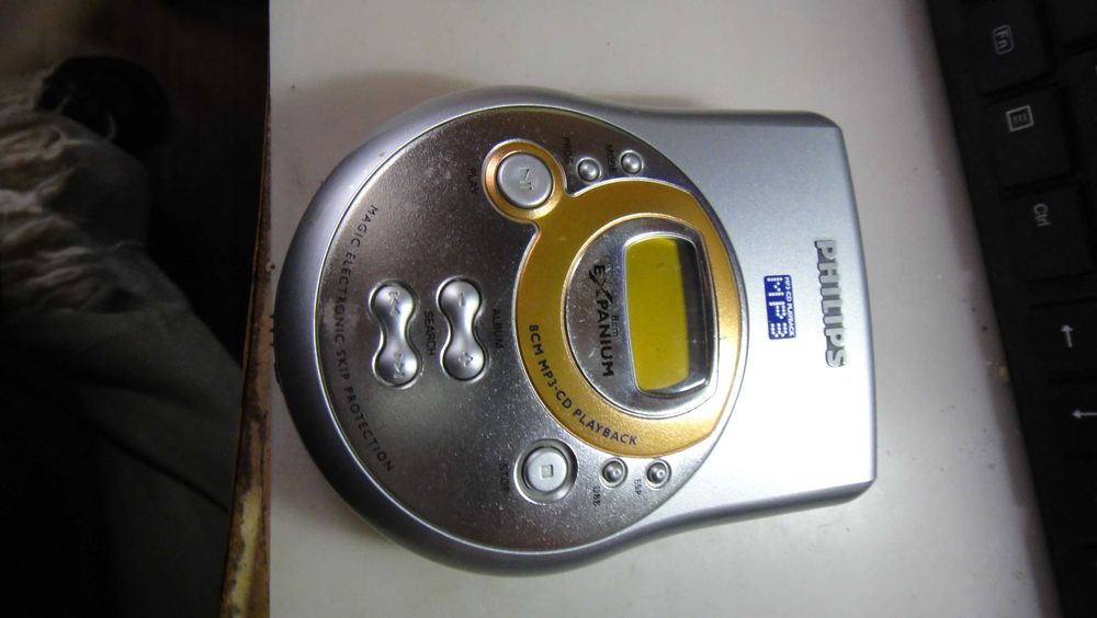 Discman philips expanium mp3 na CD 8 cm
