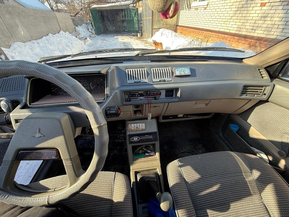 Продам Mitsubishi Colt 1984 p