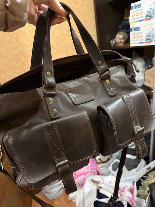 Шкіряний портфель для чоловіків