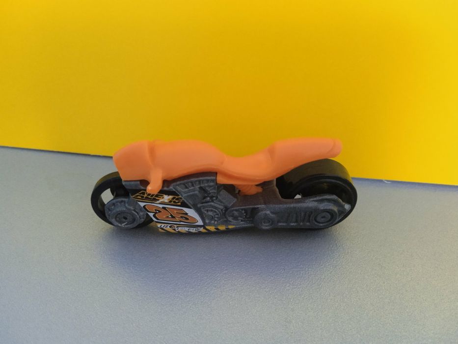 Hot Wheels машинки