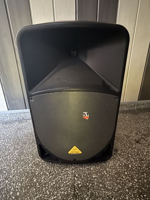 Behringer Eurolive B115 MP3