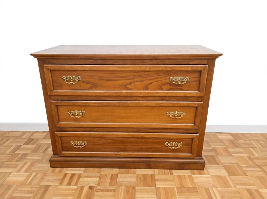 Conjunto de quarto em pinho mel – guarda-fatos + cómodaConjunto de quarto em pinho mel – guarda-fatos + cómoda