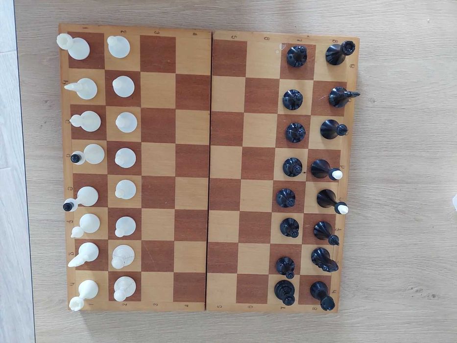 продам шахи 40х40