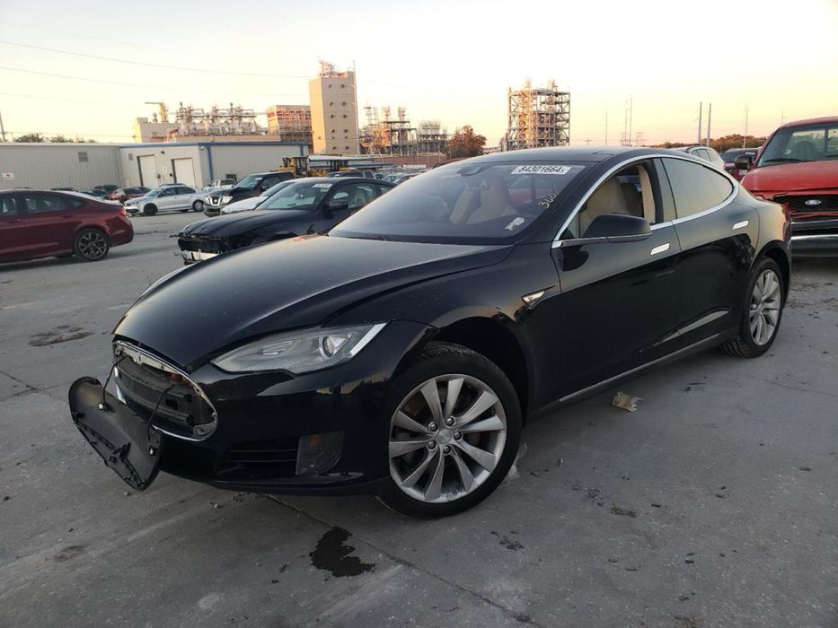 Двері тесла model S / розборка tesla model S