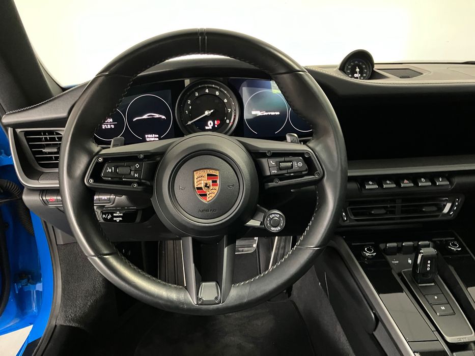 Porsche 911 Carrera 992 z 2022 roku