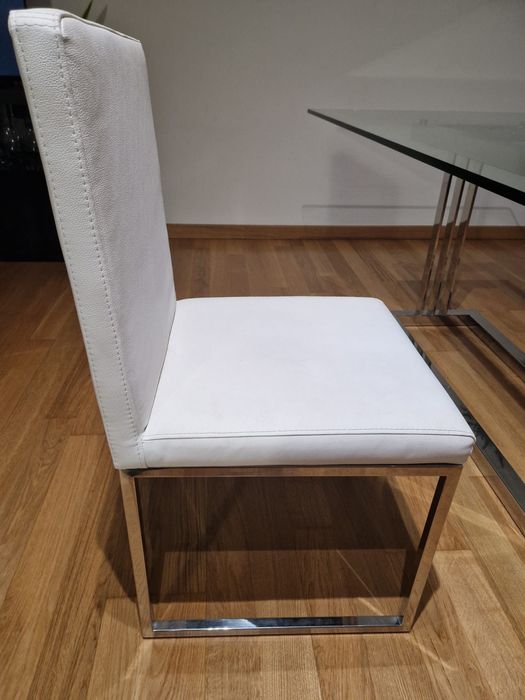 Antarte: Mesa de vidro. Paços de ferreira: 6 cadeiras