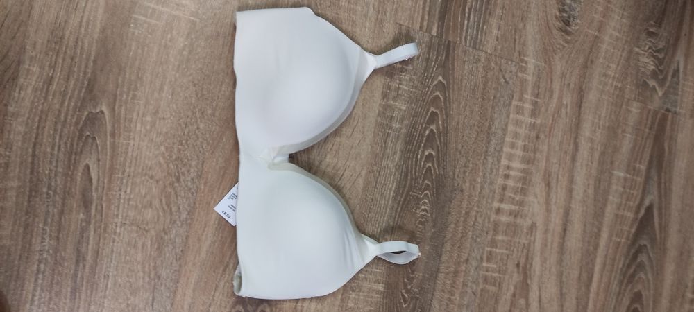 Бюст secret possessions , primark