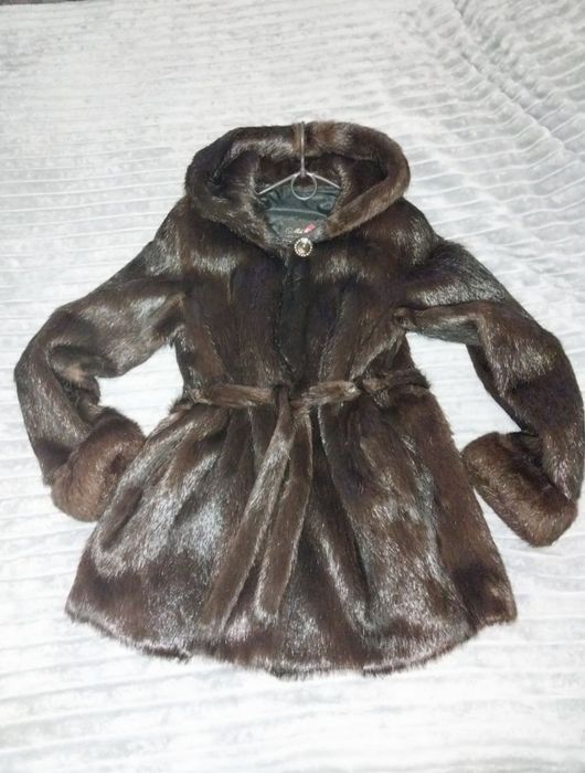 Шуба з натурального хутра нутрія 50-52 розмір