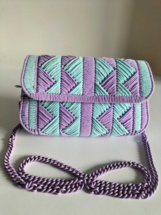 Damska torebka na ramie