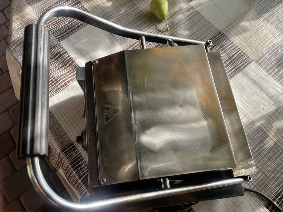 Електро гриль HENDI Food ServiceEquipment Contakt Grill- 263501