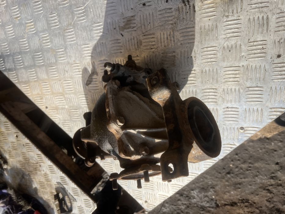 Задний мост редуктор 2.0 бенз Тойота рав4 год 04 toyota rav4